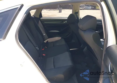 2018 Honda Accord Lx z USA, uszkodzony, nr VIN 1HGCV1F17JA157414